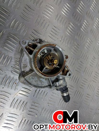 Вакуумный насос  Audi A6 4F/C6 2004 057145100T #1