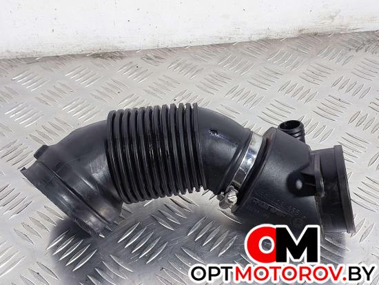 Патрубок турбины  Audi A6 4F/C6 2004 059129955A, 04F129615D #1