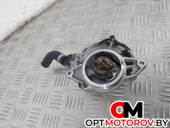 Вакуумный насос  Audi A6 4F/C6 2004 057145100AC #1