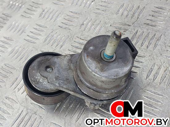 Натяжитель ремня генератора  Opel Astra J 2010 55563512 #2