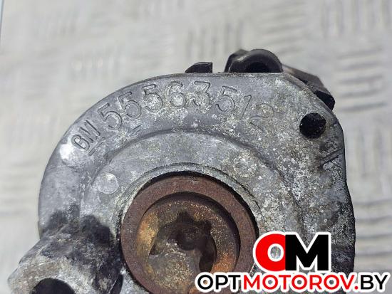 Натяжитель ремня генератора  Opel Astra J 2010 55563512 #3