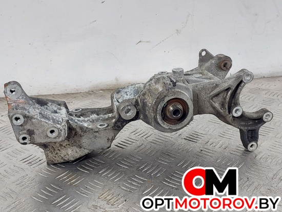 Кронштейн генератора  Volkswagen Passat B5 2000 145523D #2