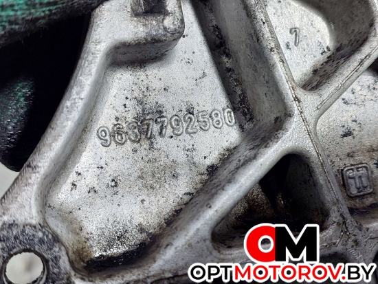 Кронштейн полуоси  Citroen Berlingo 1 поколение (M49) 2002 9637792580 #4