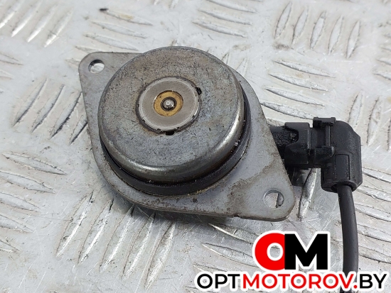 Клапан фазорегулятора  Opel Corsa D [2-й рестайлинг] 2013 55562222, F34729613 #2