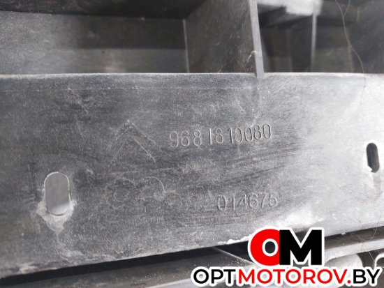 Передняя панель (телевизор)  Citroen C3 Picasso 1 поколение 2011 9681810080 #4