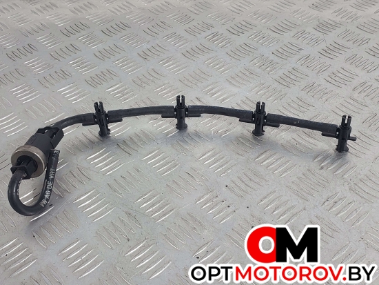 Трубка обратки форсунок  Audi A4 B8/8K 2010  #1