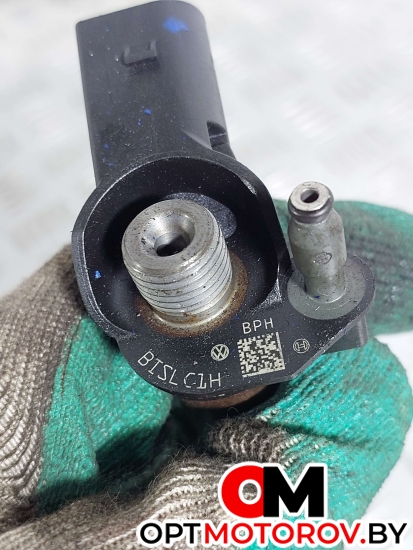 Форсунка топливная  Audi A4 B8/8K 2008 03L130277, 0445116030 #3