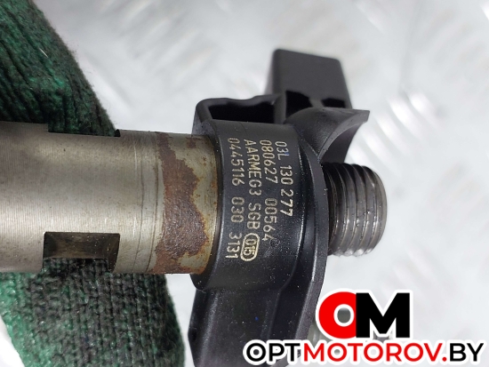Форсунка топливная  Audi A4 B8/8K 2008 03L130277, 0445116030 #2