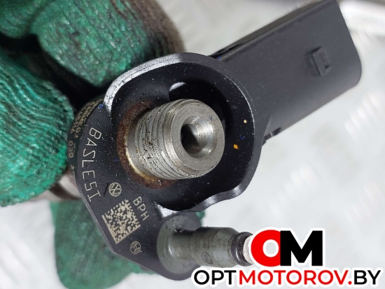 Форсунка топливная  Audi A4 B8/8K 2008 03L130277, 0445116030 #3