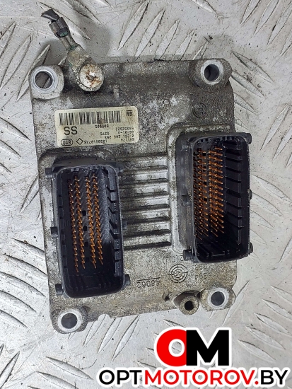 Блок управления двигателем  Opel Corsa D 2006 55352622, 0261208253 #1