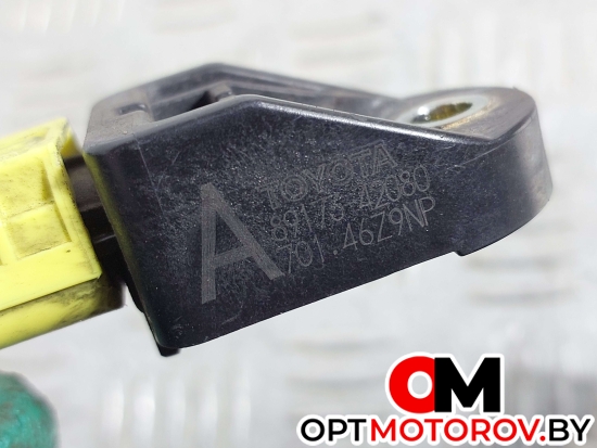 Абсорбер бампера  Toyota RAV4 3 поколение (XA30) 2007 8917342080 #3