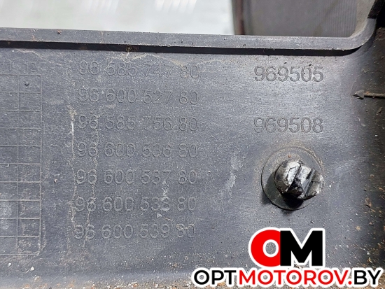 Передняя панель (телевизор)  Citroen C4 Picasso 1 поколение 2007 9658574780, 9660052780, 9658575680, 9660053680, 9660053780, 9660053880, 9660053980    #4