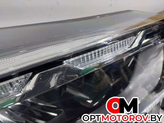 Фара правая  Renault Captur 2 поколение 2022 260100119R #2