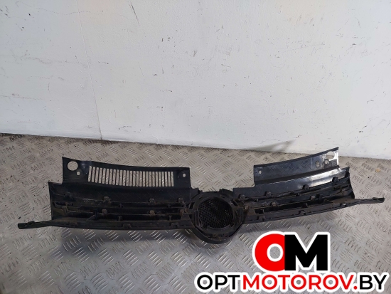 Решетка радиатора  Volkswagen Golf 6 поколение 2009 5K0853653 #4