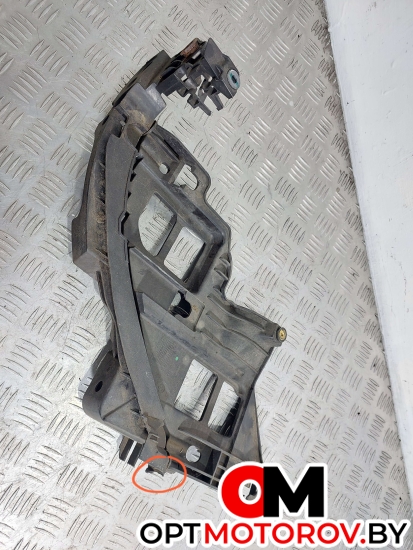 Крепление фары левой  Volkswagen Golf 6 поколение 2009 5K0807889H, 5K0807227A #2