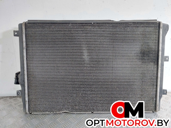 Радиатор основной  Volkswagen Golf 6 поколение 2009 1K0121251DM #3