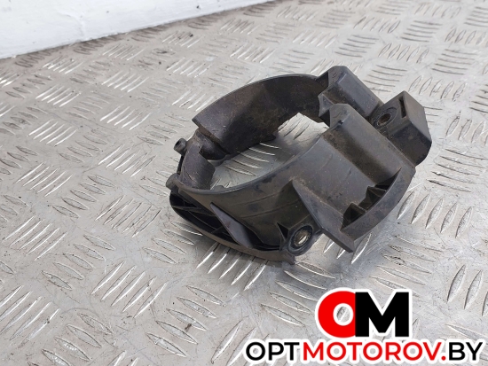Рамка фары противотуманной левой  Toyota RAV4 3 поколение (XA30) 2007  #2