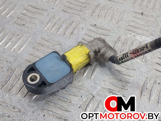 Датчик удара  Toyota RAV4 3 поколение (XA30) 2007 8917342080 #2