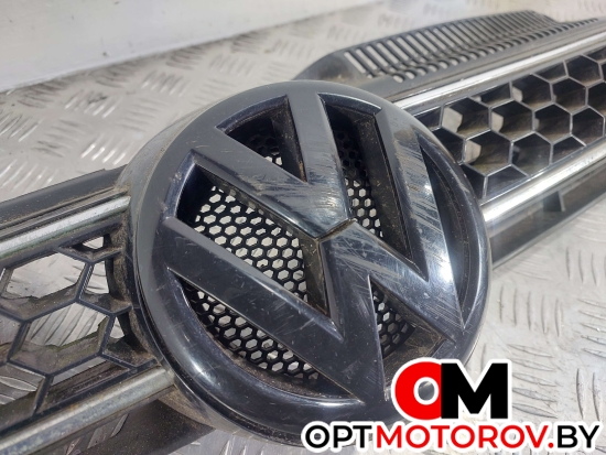 Решетка радиатора  Volkswagen Golf 6 поколение 2009  #2