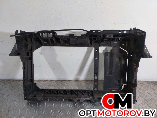 Передняя панель (телевизор)  Ford Fiesta 6 поколение 2012 8V51A16E146CA, 8V51A16E146DA #4