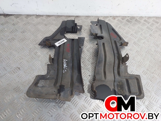 Дефлектор радиатора  Toyota Avensis 2 поколение (T250) [рестайлинг] 2007 5329305060 #1