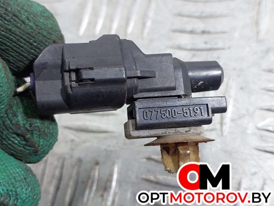 Фара правая  Toyota Auris 1 поколение 2008 8115002470 #2