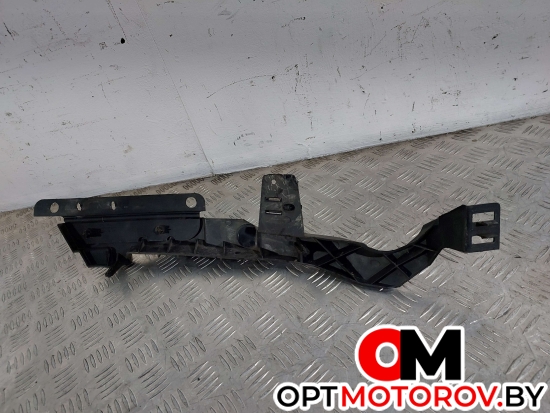 Кронштейн крепления бампера переднего  Opel Astra J 2011 13287641 #3