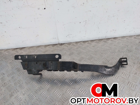 Кронштейн крепления бампера переднего  Opel Astra J 2011 13287642 #1