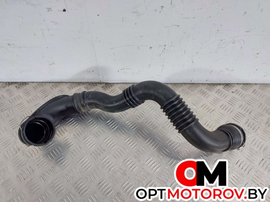 Патрубок интеркулера  Opel Astra J 2011 13265281 #1