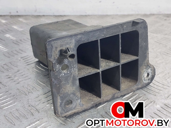 Кронштейн крепления бампера переднего  Peugeot 3008 1 поколение 2012 9682791480 #4