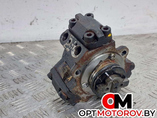 Насос ТНВД  Mercedes-Benz C-Класс W203/S203/CL203 2001 A6110700501, 0445010008 #1
