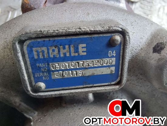 Фланец (тройник) системы охлаждения  Volkswagen Touareg 1 поколение 2005 030TC17542000 #6