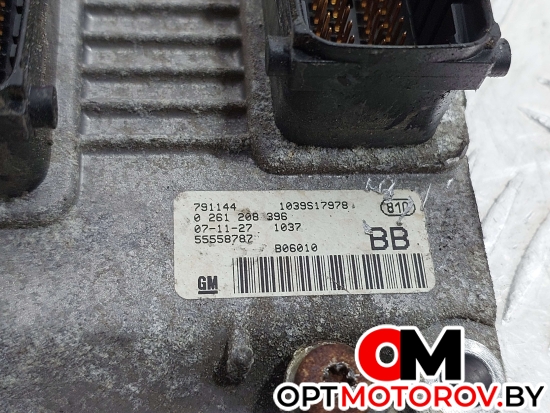 Блок управления двигателем  Opel Astra H/Family [рестайлинг] 2010 55558787, 0261208396 #2
