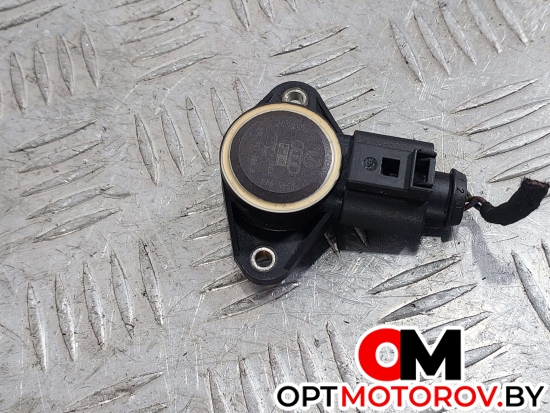 Датчик  Audi A8 D3/4E [рестайлинг] 2005 03C907386B #1