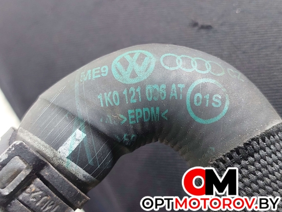 Трубка охлаждающей жидкости металлическая  Volkswagen Golf 5 поколение 2006 1K0121070BJ, 1K0121036AT #4