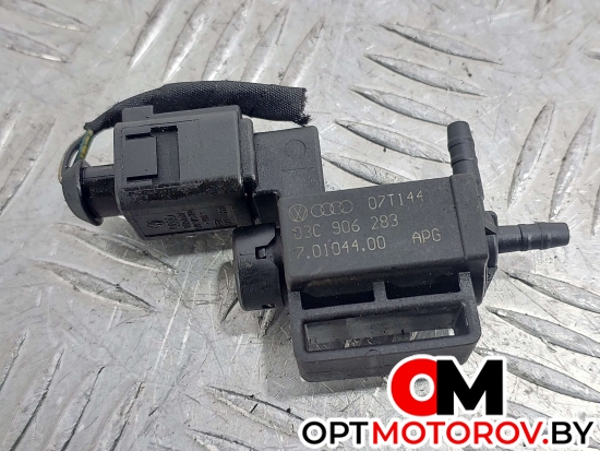 Клапан электромагнитный  Volkswagen Golf 5 поколение 2006 03C906283 #1