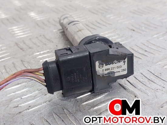Катушка зажигания  Volkswagen Golf 5 поколение 2006 0986221023 #2