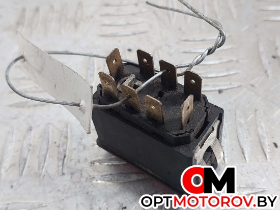 Масляная форсунка  Mercedes-Benz T1 602 (307 308 309 310) 1 поколение 1991 6115450019 #2