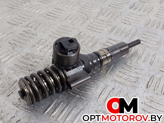 Форсунка топливная  Audi A4 B7 2007 0414720404, 03G130073G #1