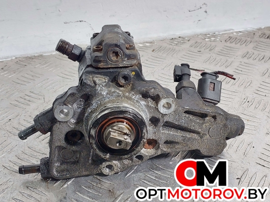 Насос ТНВД  Mercedes-Benz C-Класс W204/S204 2007 A6460700201, 9421A000A #1