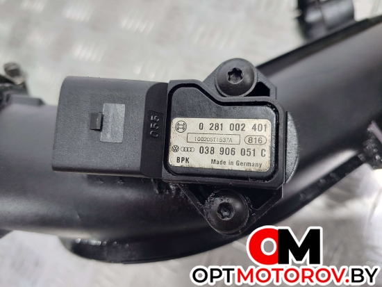 Патрубок интеркулера  Volkswagen Passat B6 2008 5N0145770A, 1K0145762EL, 0281002401, 038906051C #4
