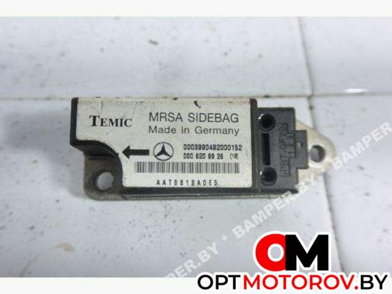 Датчик удара  Mercedes-Benz C-Класс W202/S202 [рестайлинг] 2000 8209926 #1
