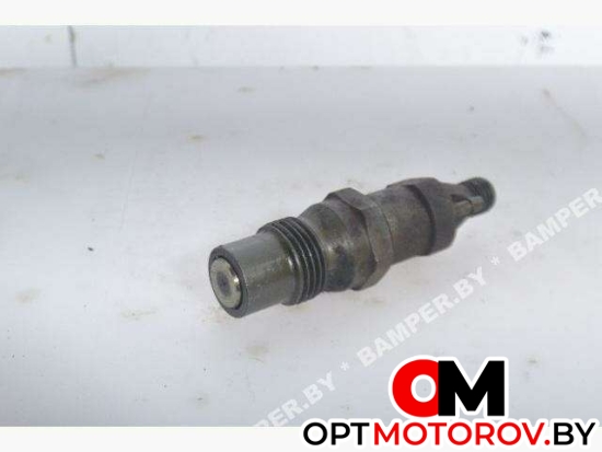 Форсунка топливная  Volkswagen Transporter T4 1996 68130202 #1