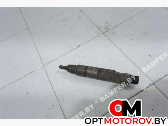 Форсунка топливная  Audi A6 4A/C4 1995 046130201E #1