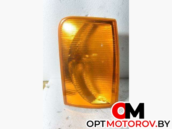 Поворотник правый  Volkswagen LT 2 поколение 2003  #1