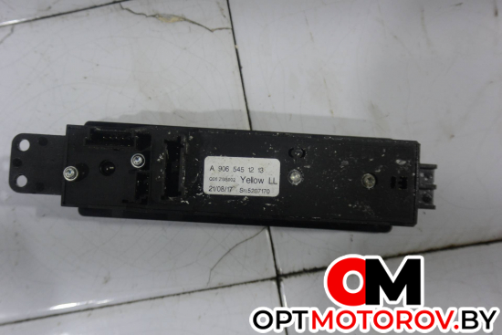 Кнопка стеклоподъемника двери левой  Mercedes-Benz Sprinter 2 поколение (W906) 2007 9065451213 #2