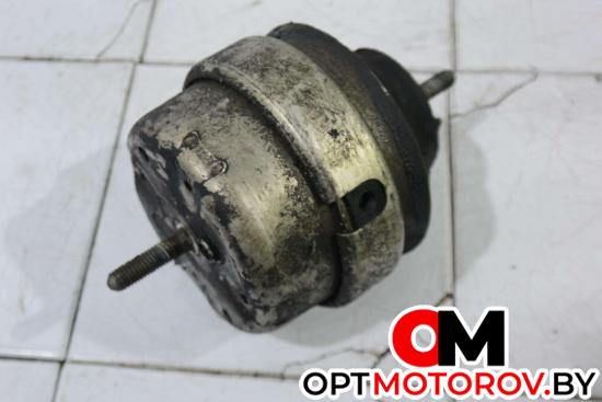 Подушка крепления двигателя  Audi A6 4B/C5 2000 4B0199379E #1