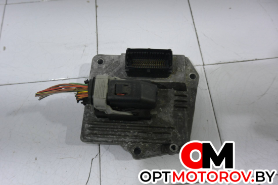 Блок управления двигателем  Opel Astra H 2006 55561172 #1