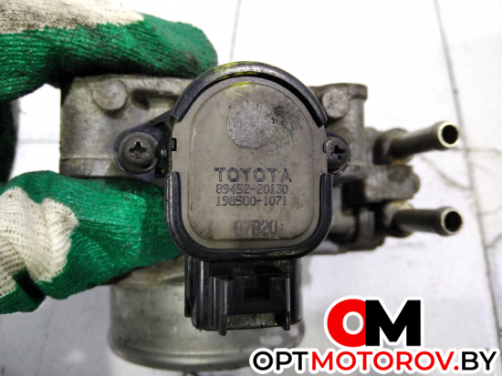 Дроссельная заслонка  Toyota Avensis 1 поколение (T220) [рестайлинг] 2002 89452-20130 #11