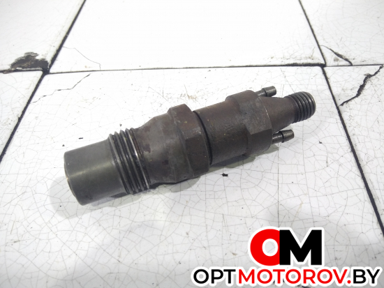 Форсунка топливная  Volkswagen Transporter T4 1999 068130202 #1